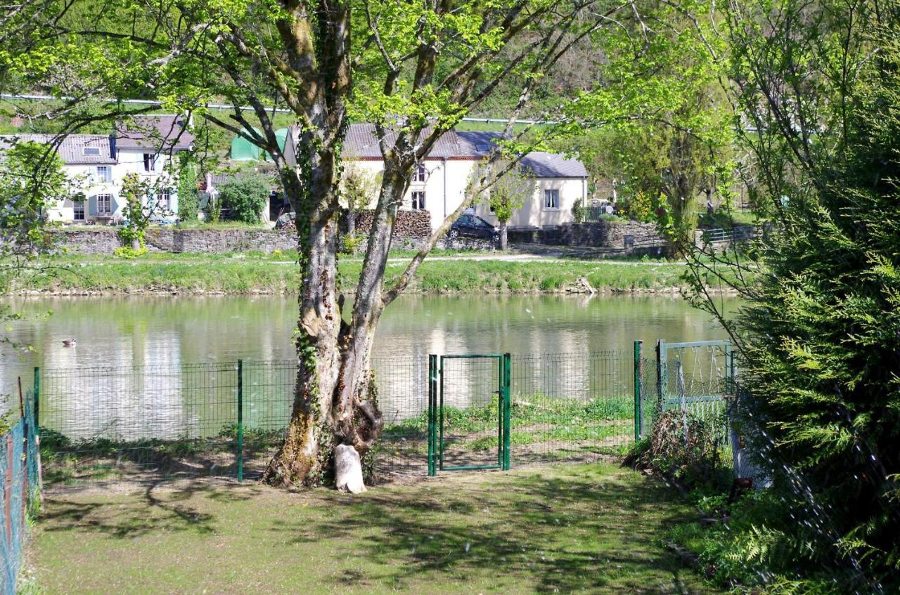 Le Doux Rivage, Proche De Charleville, Jardin Et Acces A La Voie Verte Joigny-sur-Meuse Экстерьер фото